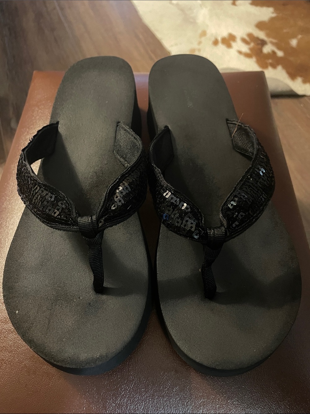 Black Sequin Thong Sandals for Women 9